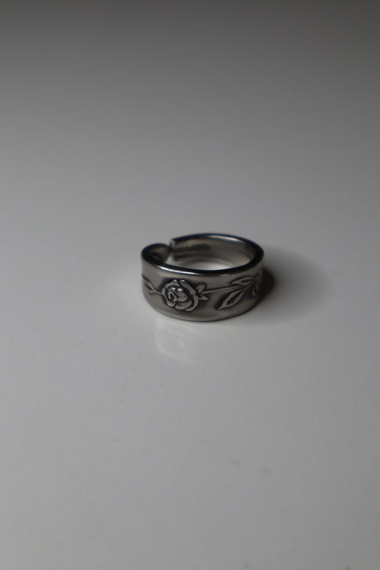 Simple rose stainless steel spoon ring